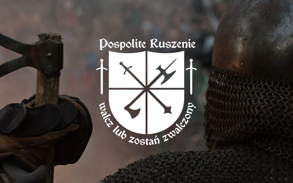 Logo Pospolitego Ruszenia na tle zdjęcia z wojownikiem w kolczudze, trzymającego topór.